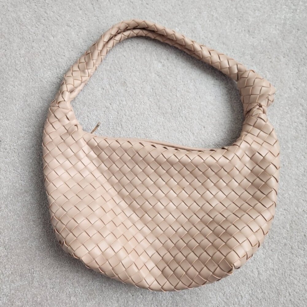 Elegant Tan Woven Women's Bag
